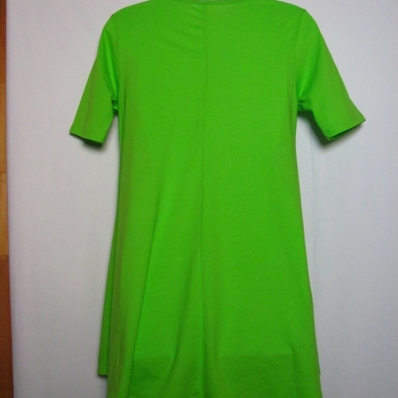 Lularoe Lime Green Perfect Tee Slits Top  SALE! - Picture 2 of 3